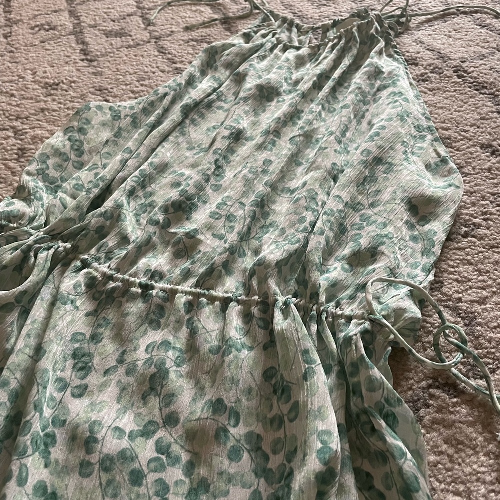 H&M top☀️ - Picture 3 of 5